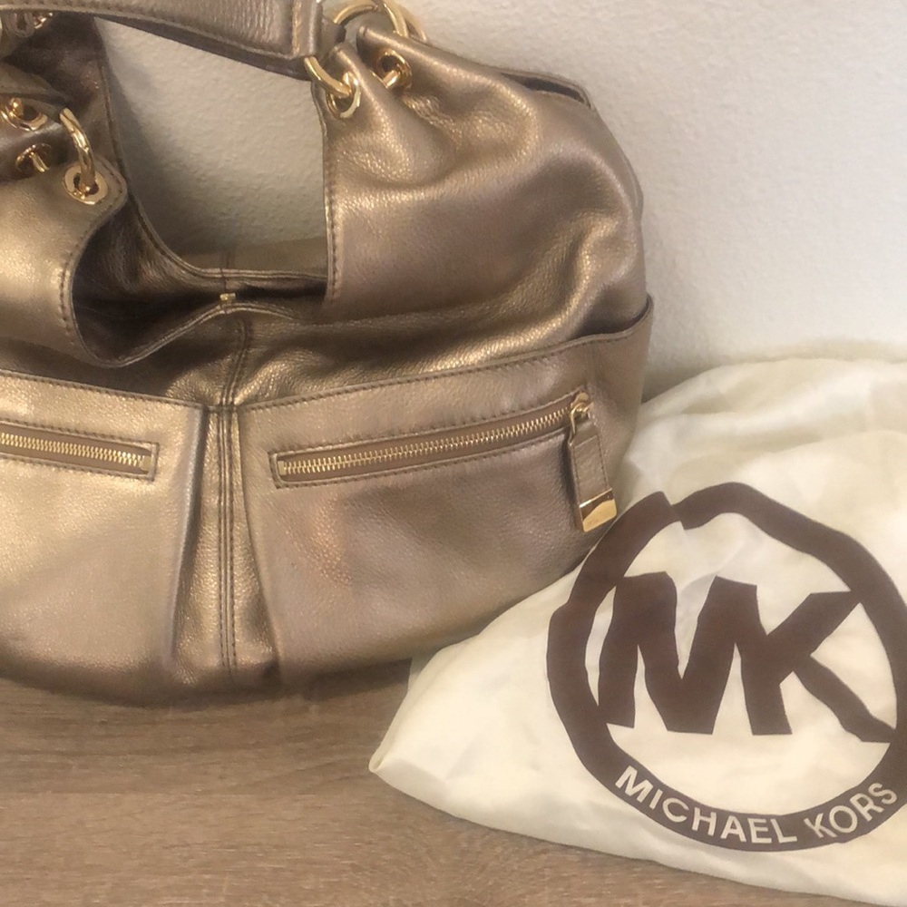 Michael Kors large Layton leather hobo style shoulder bag.